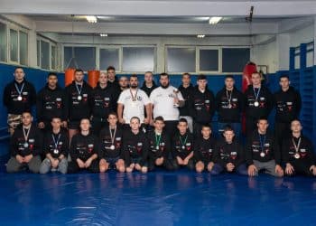 Спортен клуб за бойни изкуства с отличия във Велинград