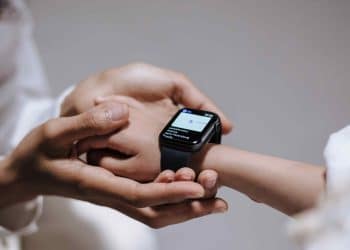 часовник за подарък