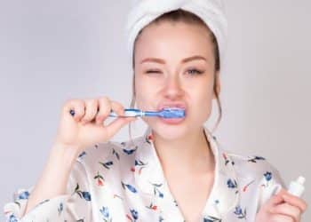 Поддържане на зъбите след избелване